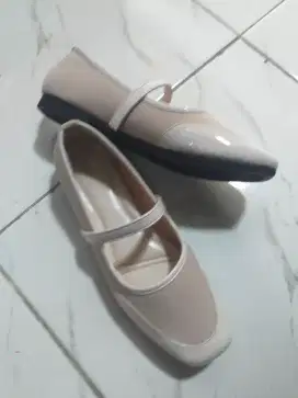 produk sepatu wanita