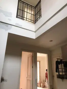Rumah Sewa Duta Garden Tangerang 5+1 KT Uk 9x20 Sudah Renovasi Rapih
