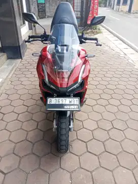 ADV 160 CBS ISS 2023 RED GLOSSY PEMAKAIAN PRIBADI