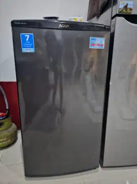 Freezer Aqua AQF S4 Bekas Simpan ASI