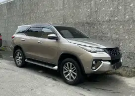 Toyota VRZ 2.4 AT dsl 2018
