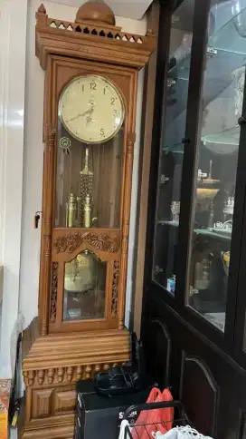 jam lemari junghans