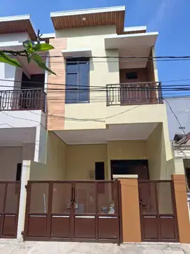 Dijual rumah modern dan bagus dipondok ungu permai sektor v (C0520)