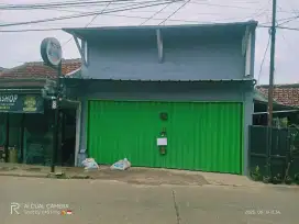 DI JUAL KIOS PUNGGIR JALAN JALUR ANGKOT DI PASAR SELASA