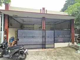 Rumah pinggir jalan deket stasiun dan ramayana serang