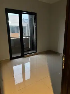 Rumah murah daerah sumarecon crown gading  bekasi