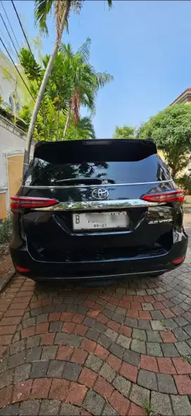 Fortuner VRZ 2.8cc A/T