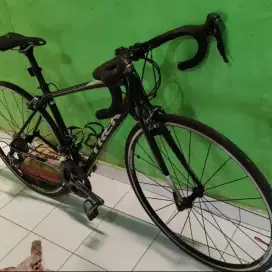 Roadbike TREK Domane AL2 - size S