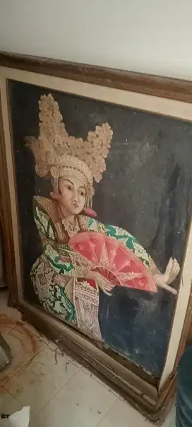 LUKISAN WANITA BALI MENARI