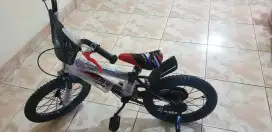 Sepeda anak uk. 16 merk rubick
