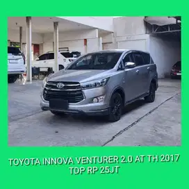 TOYOTA INNOVA VENTURER 2.0 AT TH 2017