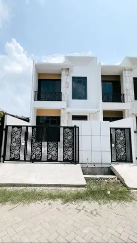 JUAL CEPAT RUMAH MEWAH DI HARAPAN INDAH BEKASI SIAP HUNI (B1184)