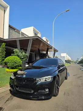 BMW F30 330i 2018