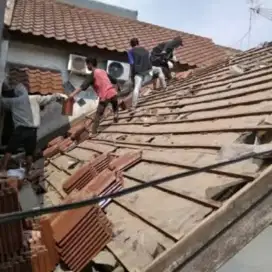 Renovasi atap rumah