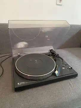 Turntable Technics SL-2000