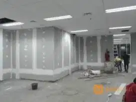 Partisi skat ruangan