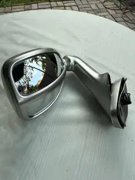 Spion tanduk fortuner