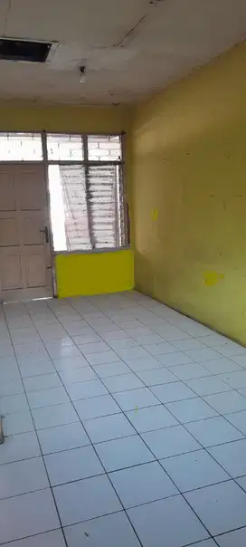 Rumah Strategis jalan lebar, Taman Kopo Indah