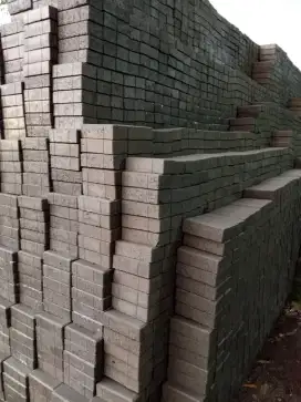 Paving Block, Segi empat abu, Conblock, Conblok, Konblock, Konblok