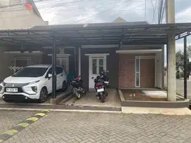 Rumah Hook Murah Siap Huni Komplek Nyaman di Mulyagolf Residence.