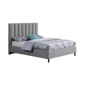 Tempat tidur ivana
