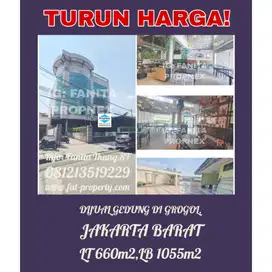 Dijual gedung di Jl Dr.Susilo,Grogol,JakBar LT660m2 LB 1055m2,Sltn