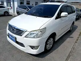 DP MURAH - Toyota Kijang Innova 2.0 G Bensin-MT 2013