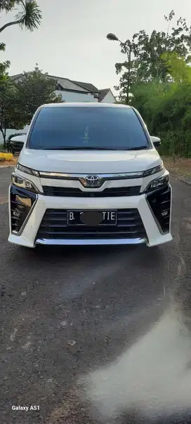 Toyota Voxy 2019 Bensin