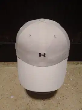 Topi under armour original second bekas