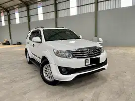 Toyota Fortuner G TRD 2.5 2011 / 2012 AT Matic, Sangat terawat