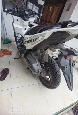 VArio 160 abs thn 2022