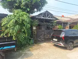 Rumah siap huni 2 KT, 3 KM include AC 2 unit, water heater.Taman Luas