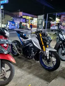 Jual motor Yamaha xabre 2016