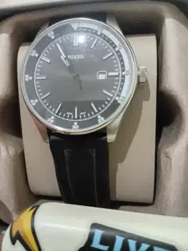 Jam tangan pria merek fossil