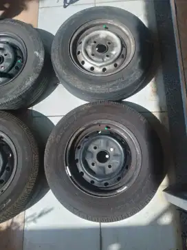 4 BAN - VELG 165/80 R 13