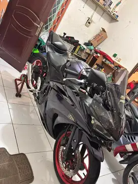Yamahaa YZF R25