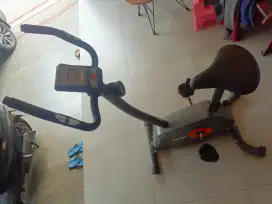 Sepeda statis Untuk Gym