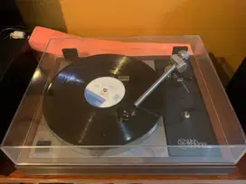 TURNTABLE LINN SONDEK LP12