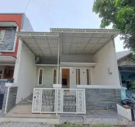 Jual Rumah Full RENOVASI FULL Granit Mewah Ciaamix Siap Huni