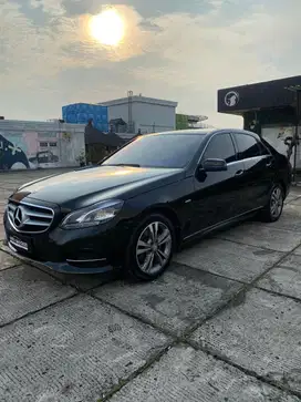 Mercedes-Benz E200 2015 Bensin