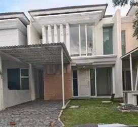 Di Jual Rumah Minimalis bagus di PAKUWON CITY Surabaya