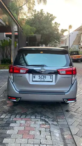 Toyota innova venturer diesel asli