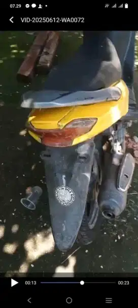 di jual Yamaha Mio 5tl.Tahun 2005 warna asli hitam