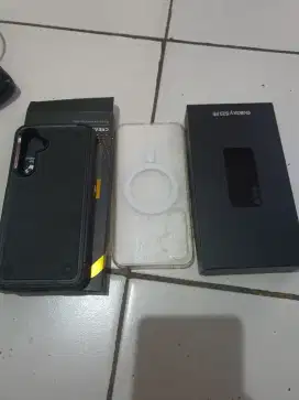 Jual cepat Samsung S23 fe 8/256 like New fulset