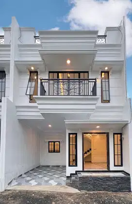 DIJUAL RUMAH MURAH MEWAH 2 LANTAI [ROOFTOP] (DSMH2) JAKARTA SELATAN