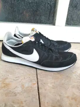 Nike waffle trainer 2 original uk.44,5