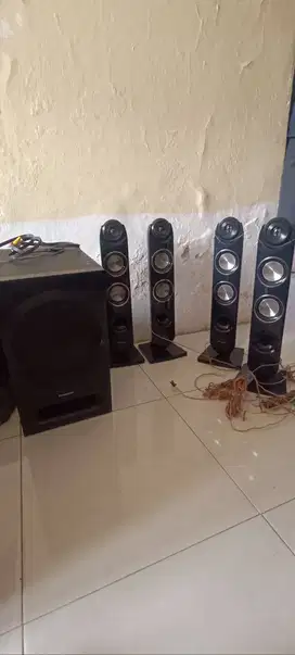 DI JUAL HOME SPEAKER PANASONIC  SATU SET