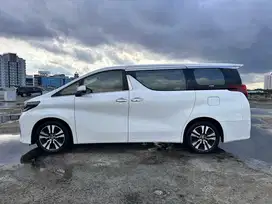 Toyota Alphard 2021 Bensin