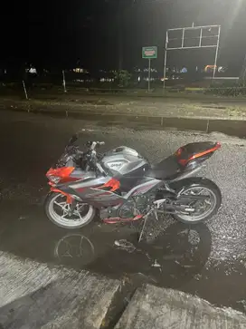 FS Ninja 250fi ABS SE MDP