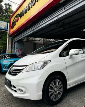HONDA NEW FREED E 1.5 PSD AT 2013 (LASTEDITION)KM80RB/RECORD/DP10JT!!!